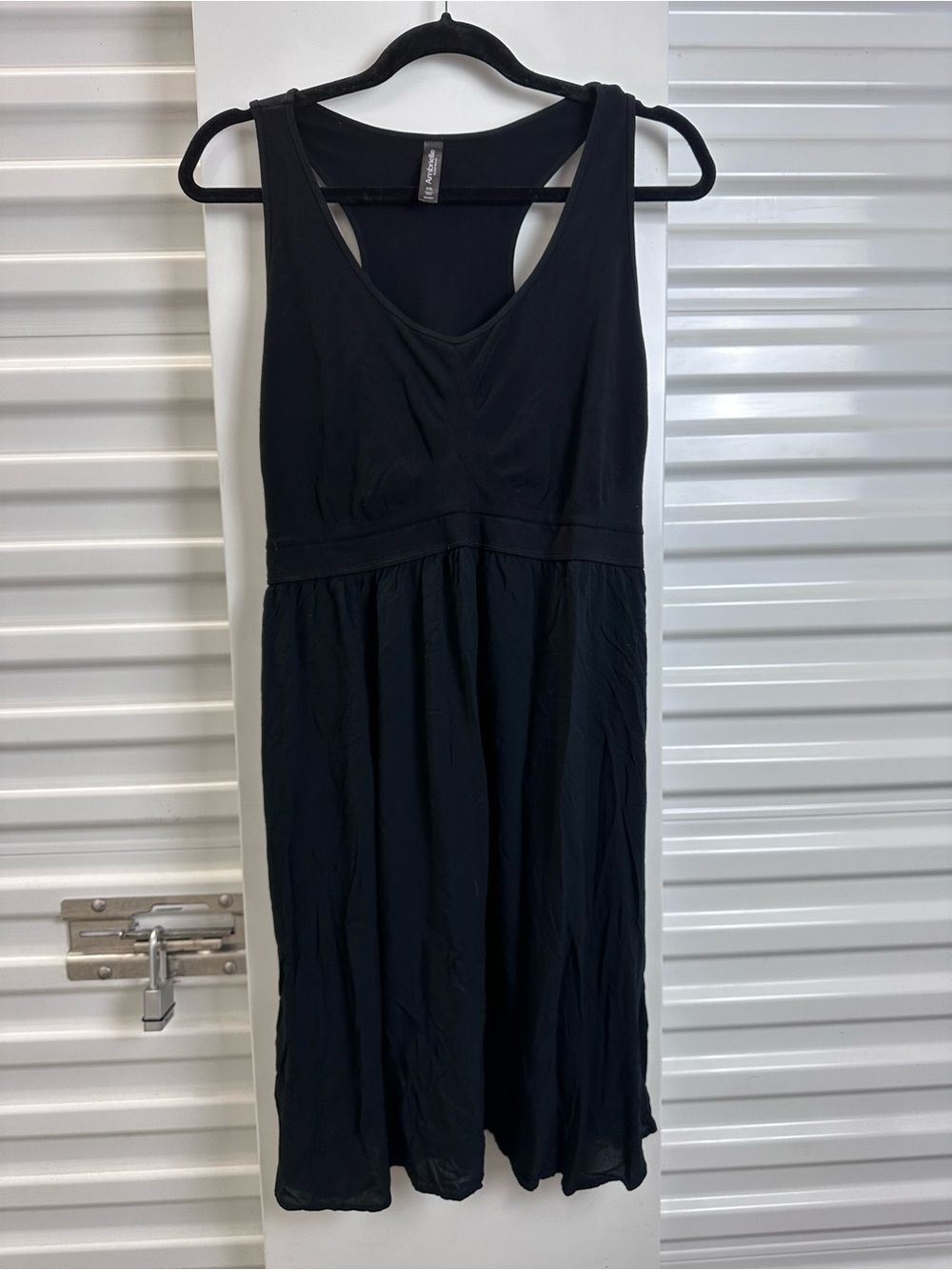 Ambrielle Black Sleeveless Sleep Gown